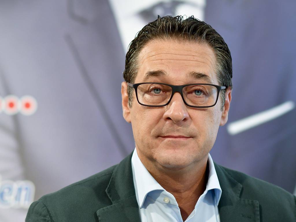 k-Strache Brille.jpg