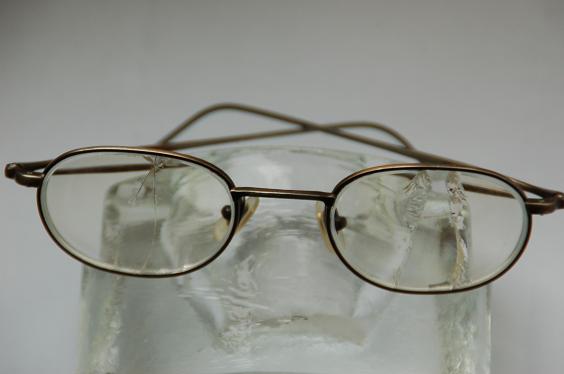 Calvin Klein Modell 504 Titanium.jpg